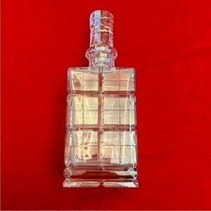 Vintage heavy lead cut WEDGEWOOD Crystal glass beverage whiskey liquor decanter.